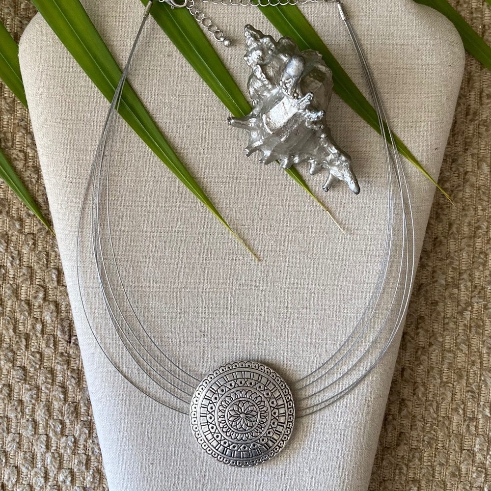 Silver Medallion Necklace 🌿 Adjustable Length